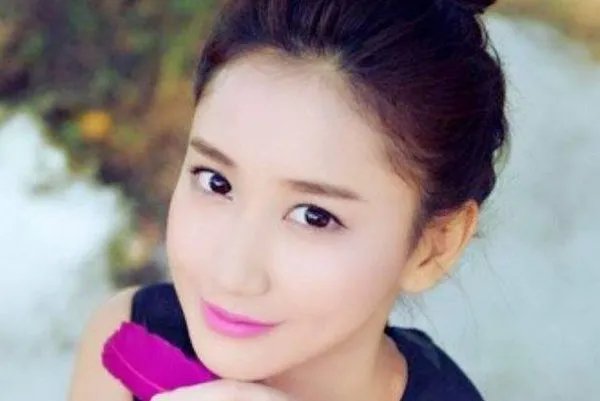 包青天里的慕容婉儿是谁