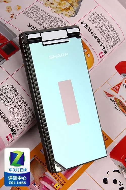 旋屏800万像素 淑女范儿夏普SH7218U评测