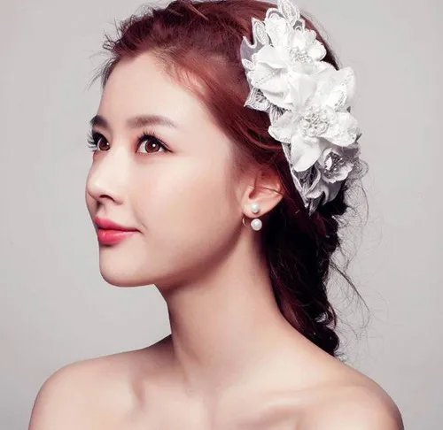 新娘头饰图片欣赏  新娘发型需要哪些头饰