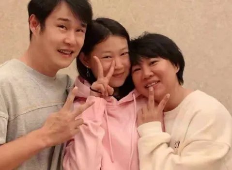 沈春阳的演技比小沈阳略高一筹，为何她没爆火？