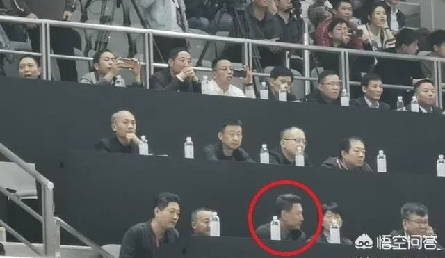 李楠下课后首次亮相，如果李楠加入CBA某支球队教练组，你觉得哪个队最适合？为什么？