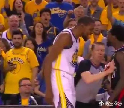 杜兰特：不想让大家失望，为第一场被驱逐道歉！阿杜的情商是不是越来越高了？