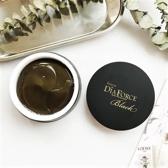 眼角的细纹很多，求推荐几款好用的眼膜？