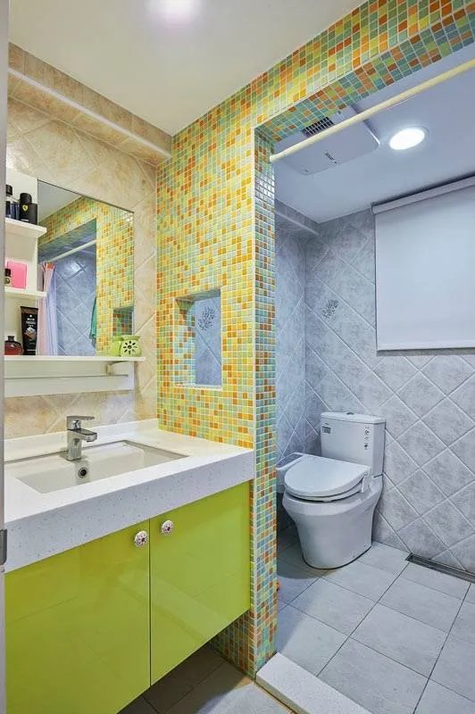 卫生间装修新宠儿 马赛克贴出百变背景墙