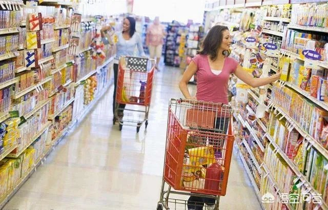 阿里巴巴入股大润发，腾讯入股永辉，巨头为什么纷纷押注新零售？