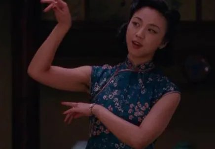 按照李安的要求，汤唯留了八个月的腋毛，终于一炮而红，对此你有什么看法？