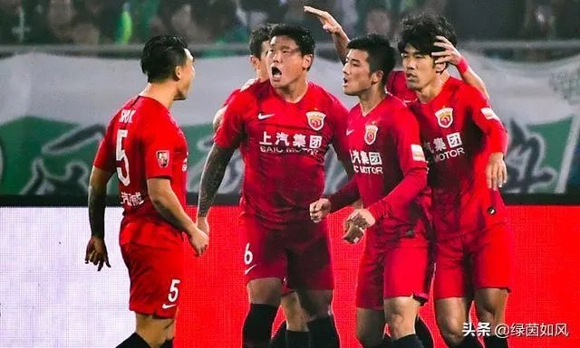 如果中超第28轮上港2:0击败恒大，最终谁会夺冠，为什么？