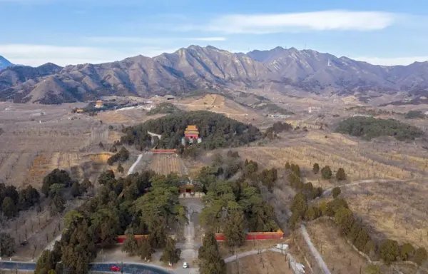 北京十三陵是谁的墓地