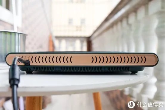 守护家人远离辐射危害，九阳电磁灶帮你轻松搞定