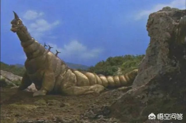 《奥特曼》中有哪些人类打败的怪兽或宇宙人？