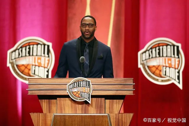 科比正式进入名人堂，对球迷们有哪些意义？