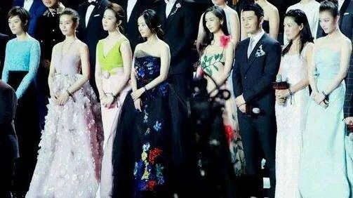 娱乐圈有哪些名副其实的「合影杀手」？