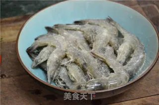 巧媳妇必须学会馋涎欲滴的【椒盐香酥虾】