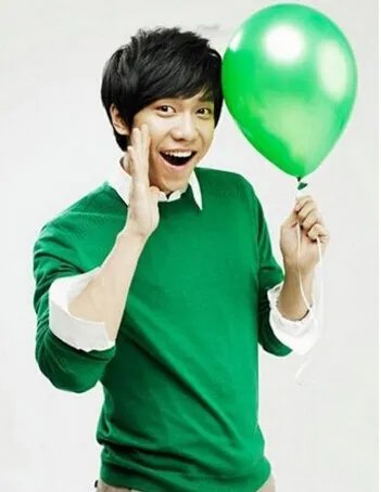 李胜基辱华事件被扒出 和允儿恋情备受关注