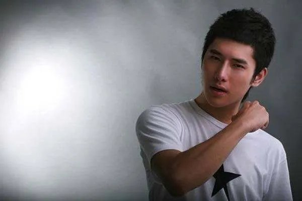 还记得《一起来看流星雨》的上官瑞谦吗？他现在怎么样？