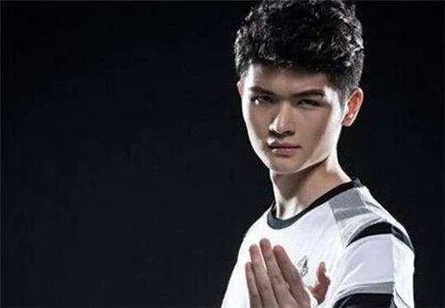 omg中单无状态巅峰时期到底有多强呢?