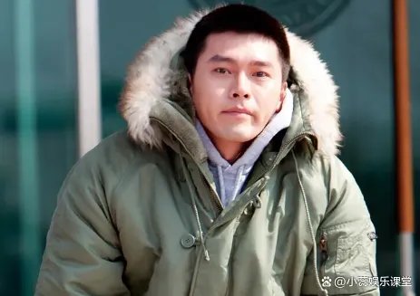 玄彬入伍跪地泪别“粉丝”,退役后仍是顶流,韩星兵役前后星途变化有多大?