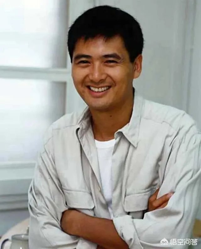 香港明星周润发一生为什么那么节俭？你怎么看？