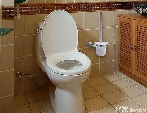 马桶堵了怎么办？10个方法疏通马桶