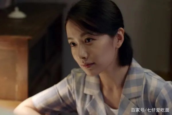 影视剧亲爱的爸妈里面，大女儿江梅和婆婆的行为你如何看待？