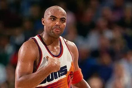 为什么2k正式版里没有巴克利和雷吉米勒？