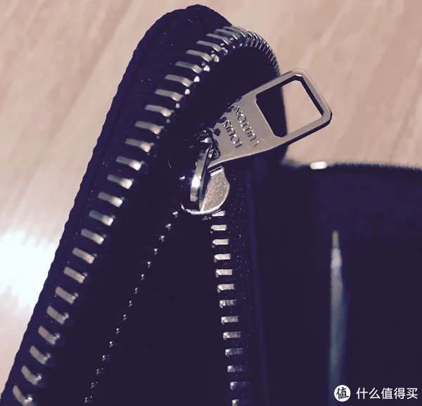 LOUIS VUITTON 路易威登 男士钱包&BOTTEGA VENETA 宝缇嘉 女士钱包