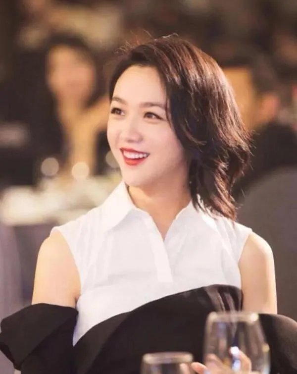 按照李安的要求，汤唯留了八个月的腋毛，终于一炮而红，对此你有什么看法？