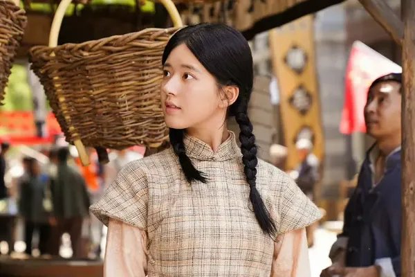赵露思发文告别“田枣”一角，《胡同》中的她突破你的固有印象了吗？