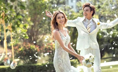 哈尔滨婚纱摄影排行榜  许你一个浪漫唯美的婚纱拍摄