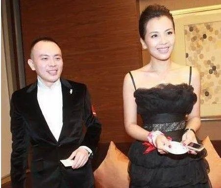 看刘涛怎样陪王珂度过最艰难时期，告诉你什么是真正的爱情？