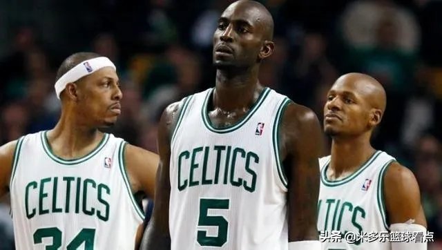 如果雷阿伦不离开凯尔特人加盟热火，凯尔特人会退役他的球衣吗？