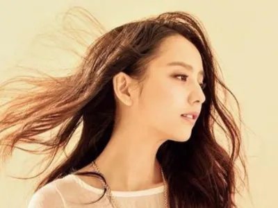 佟丽娅曾经主持过春晚，没有主持经验的她表现的怎么样？