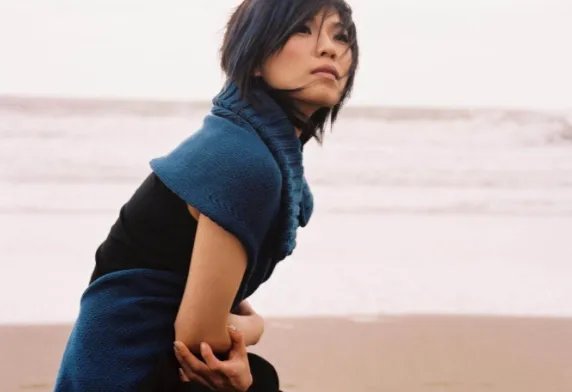 明明是两个人的电影 我却始终不能有姓名