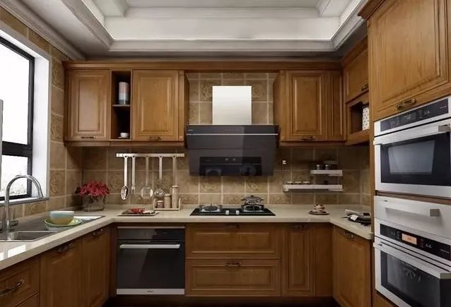 高端品质亲民价 欧派实木橱柜最值得入手