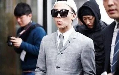 大家评价一下权志龙的舞蹈？