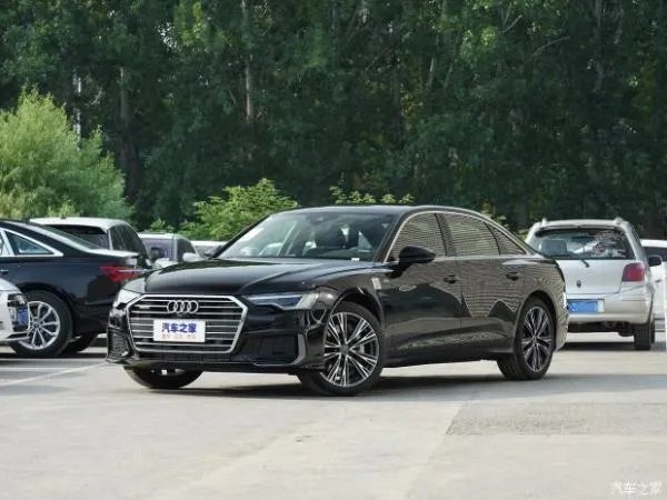 玛莎拉蒂把Ghibli的价格打下来了！2.0T+48V轻混 这价格 香！