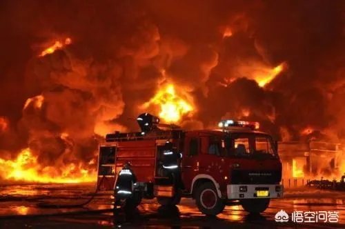 凉山30名扑火队员全部遇难。山火爆燃是如何发生的?