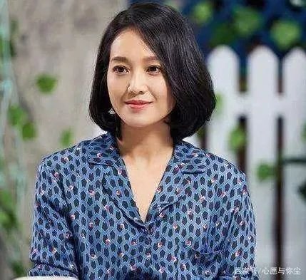 朱丹又叫错名字，马思纯变成王思纯，她是拿专业当有趣吗？