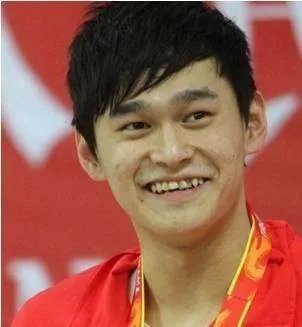 孙杨禁赛8年裁决被撤销，300天来他都经历了什么？