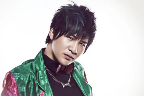 大张伟那个学校毕业