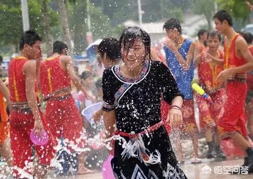 你认为受海南因台风影响，内地游客是否会对七夕泼水节失去热情？