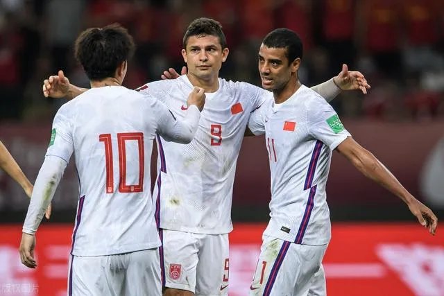 重磅官宣！国足40强赛主场没了！已订好票的球迷们怎么办？