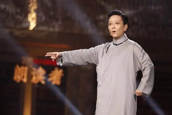 为什么把唱戏的称做“老板”？