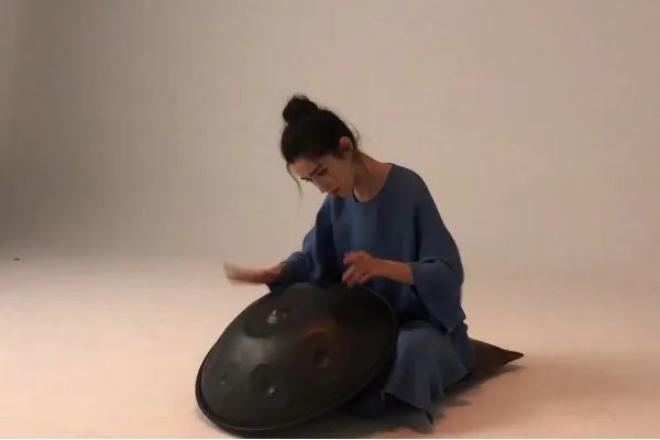 网爆哈妮克孜插足他人婚姻，这事是真的吗？