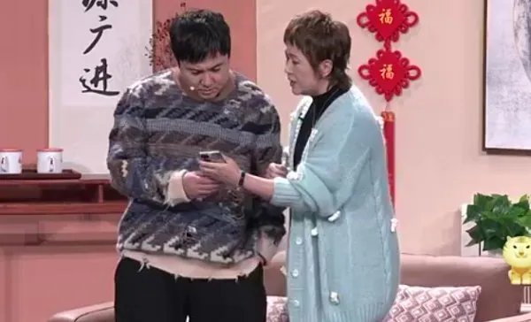沈腾、马丽、常远在2022年春晚表演的小品《还不还》，属于什么水平？