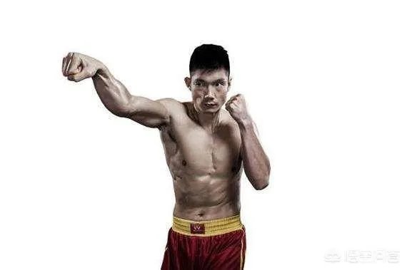 付高峰vs亚历山大,被四次击倒,会让付高峰学习到什么?