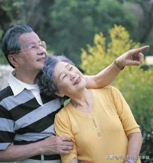 独生子女如何善待空巢老人？