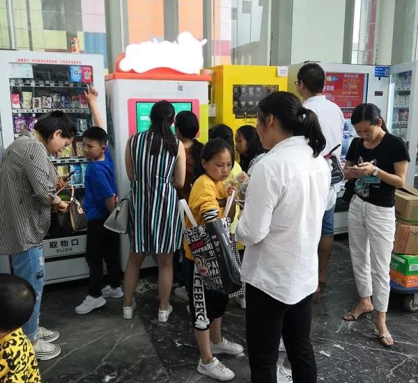 如何在不加盟的情况下，开一家冰淇淋冷饮店