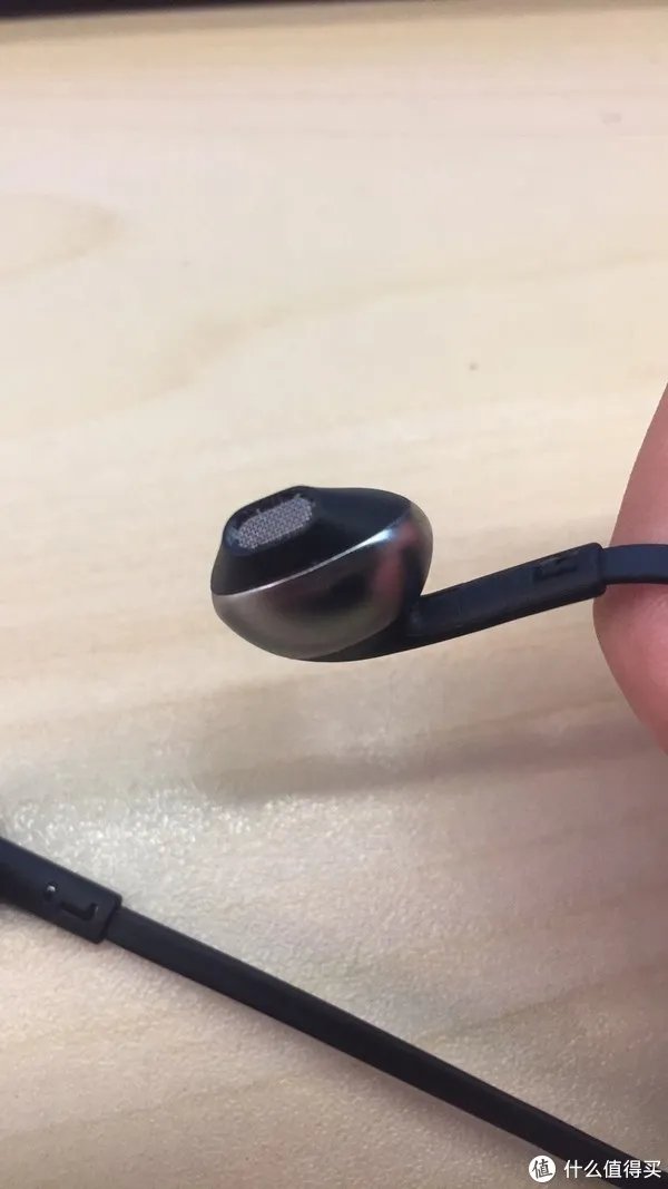 JBL T205(TUNE205) 半入耳式耳机购后感受