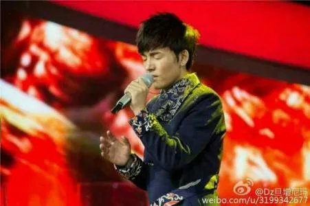 中国好声音旦增尼玛结婚了吗结婚照怎么回事 个人资料妻子的照片